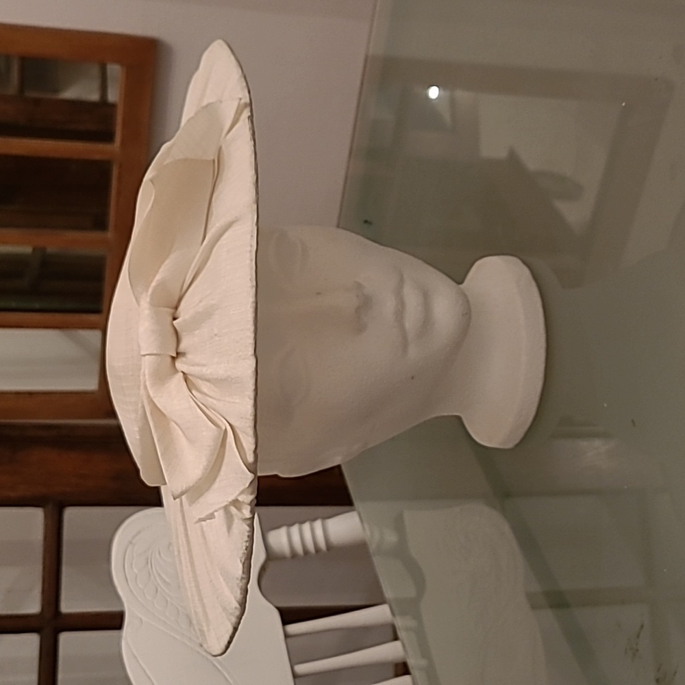 Ladies "fancy" hat